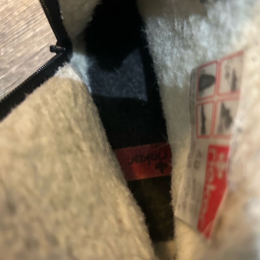 Rieker Cozy Lace-Up Boots with Fur Lining - Picture 7 of 8
